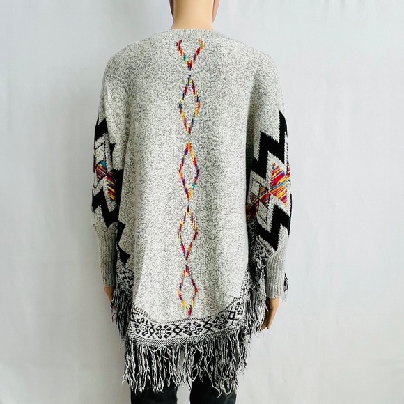 Adora Sweater Poncho with Sleeves, Boho Western Aztec, Women's S/M - Picture 8 of 14